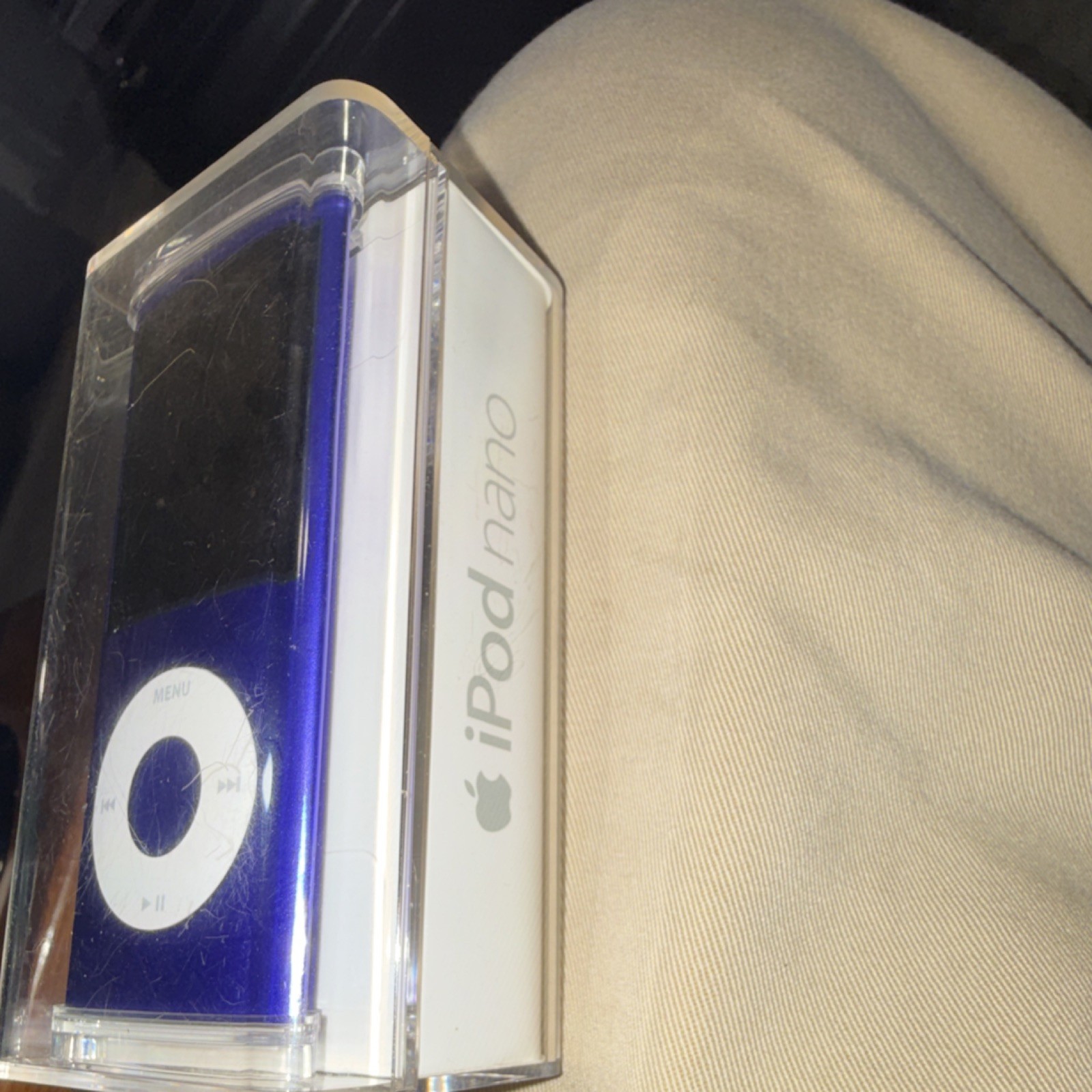 Apple iPod Nano 4th Gen 8GB Purple A1285 NEW Open Box Unused w/ Case Vint bundle
