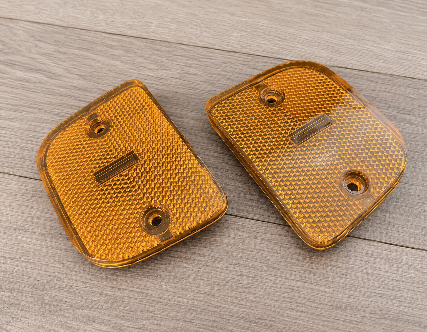 1970 Pontiac GTO Front Fender Side Marker Lamp Lens Amber LH RH PAIR 1970 Pontiac GTO Front Fender Side Marker Lamp Lens Amber LH RH PAIR