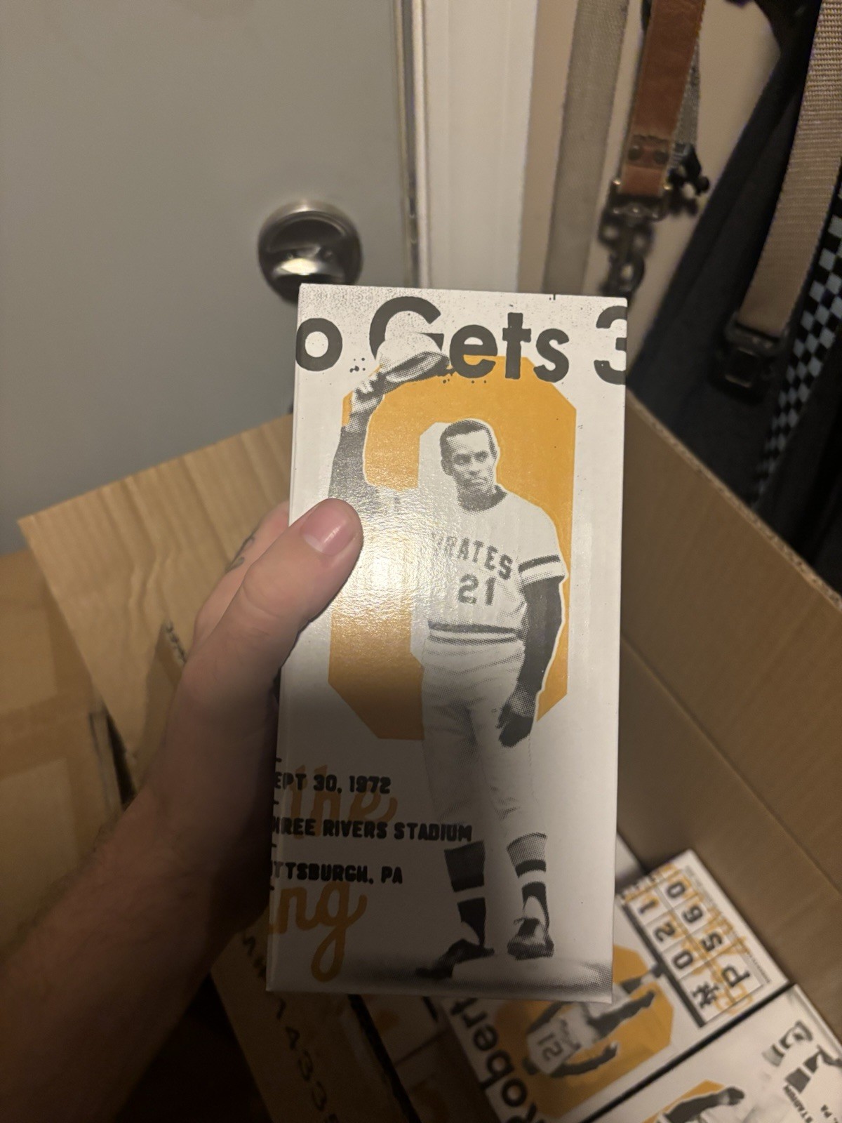 PITTSBURGH PIRATES ROBERTO CLEMENTE SGA BOBBLEHEAD 9/15/26