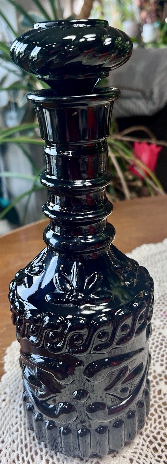 Vtg Mid Century Amethyst Black Glass Decanter Bottle Kentucky DRB Stopper Ornate