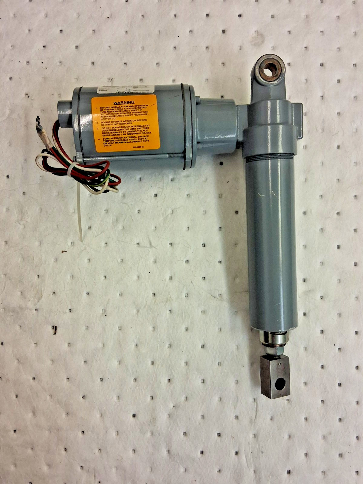 Duff-Norton Linear Electromechanical Actuator with Slip Clutch SPB6405-6