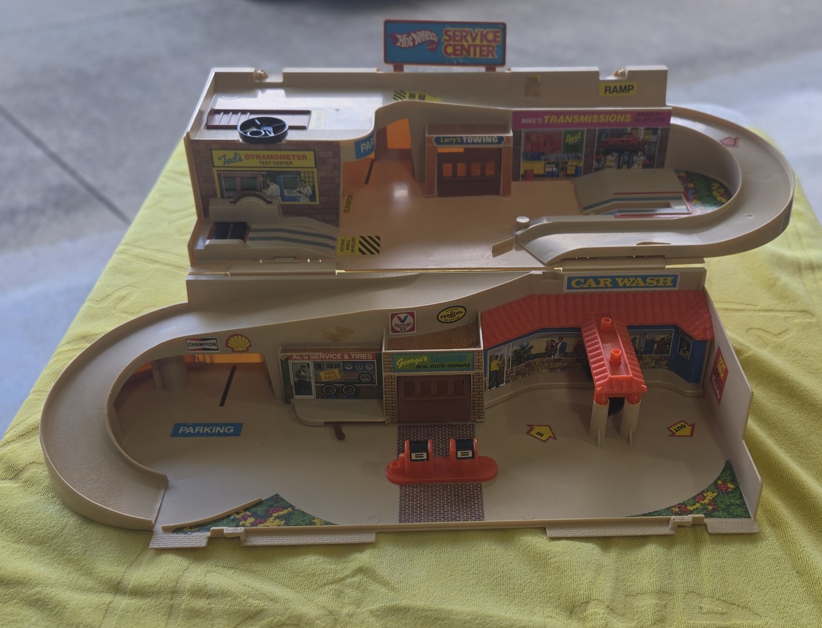 Vtg 1979 Hot Wheels Service Center Sto-N-Go Playset Toy Mattel Fold Up Vtg 1979 Hot Wheels Service Center Sto-N-Go Playset Toy Mattel Fold Up
