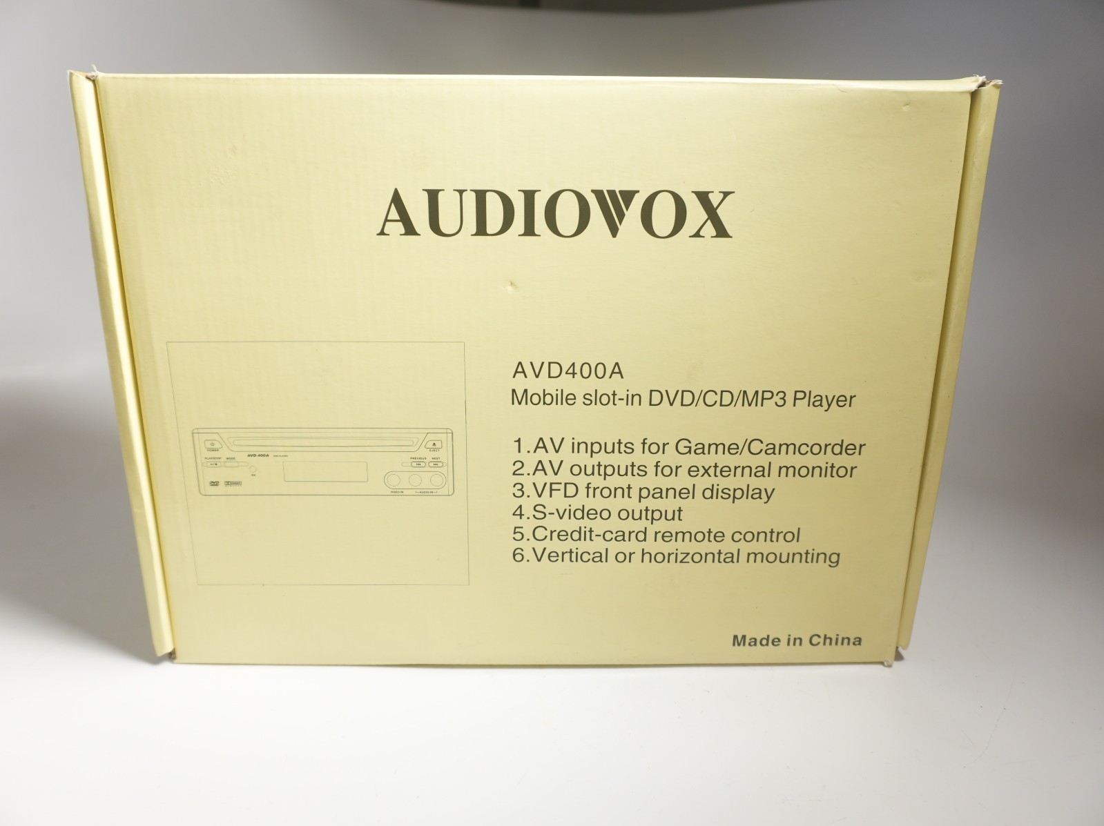 NEW OPEN BOX Audiovox AVD400A Mobile Car Slot-In DVD CD MP3 Player Remote