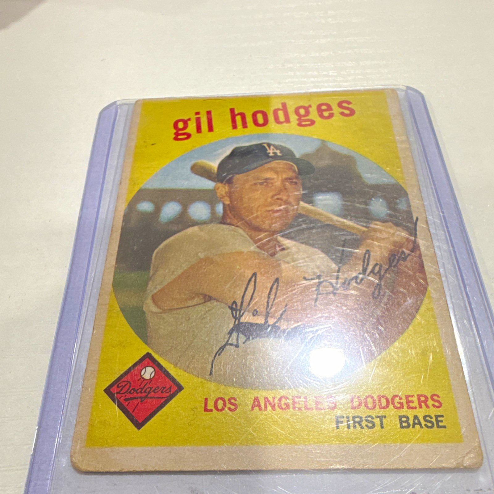 Topps 1959 Topps Gil Hodges #270 Los Angeles Dodgers White Back Base Set