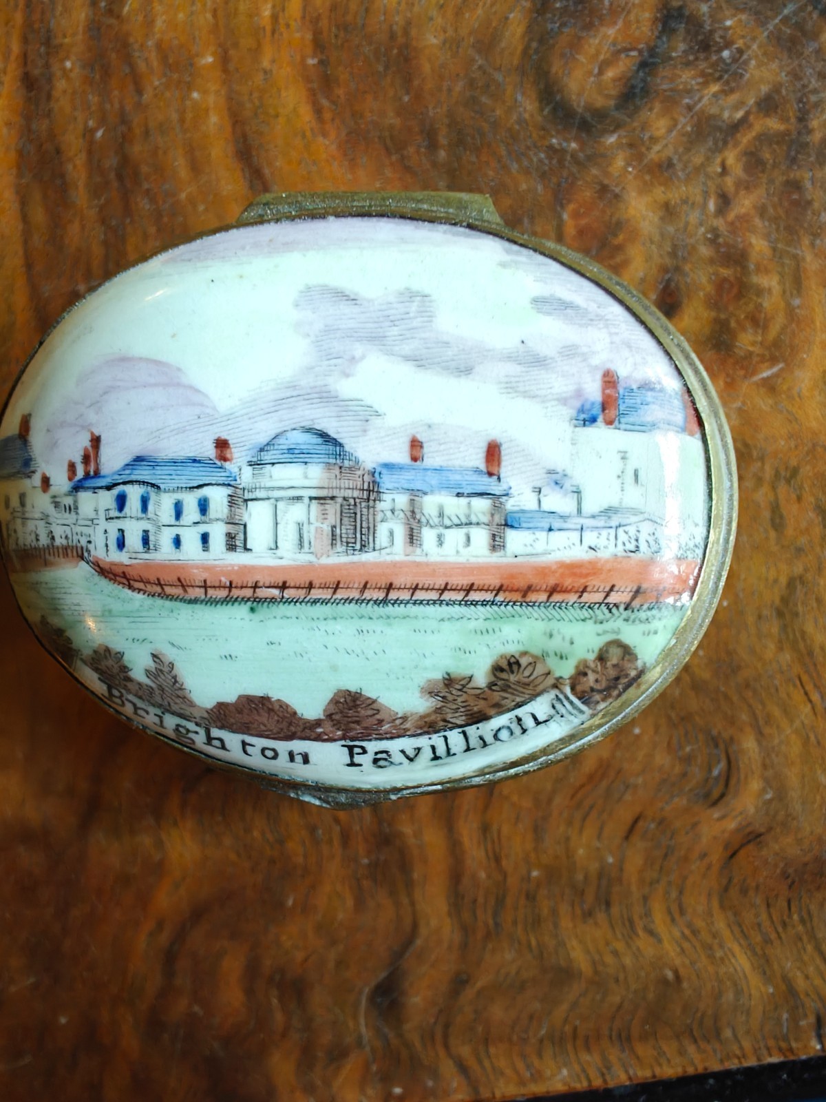 Antique rare  Bilston enamel Brighton patch box,  1790c