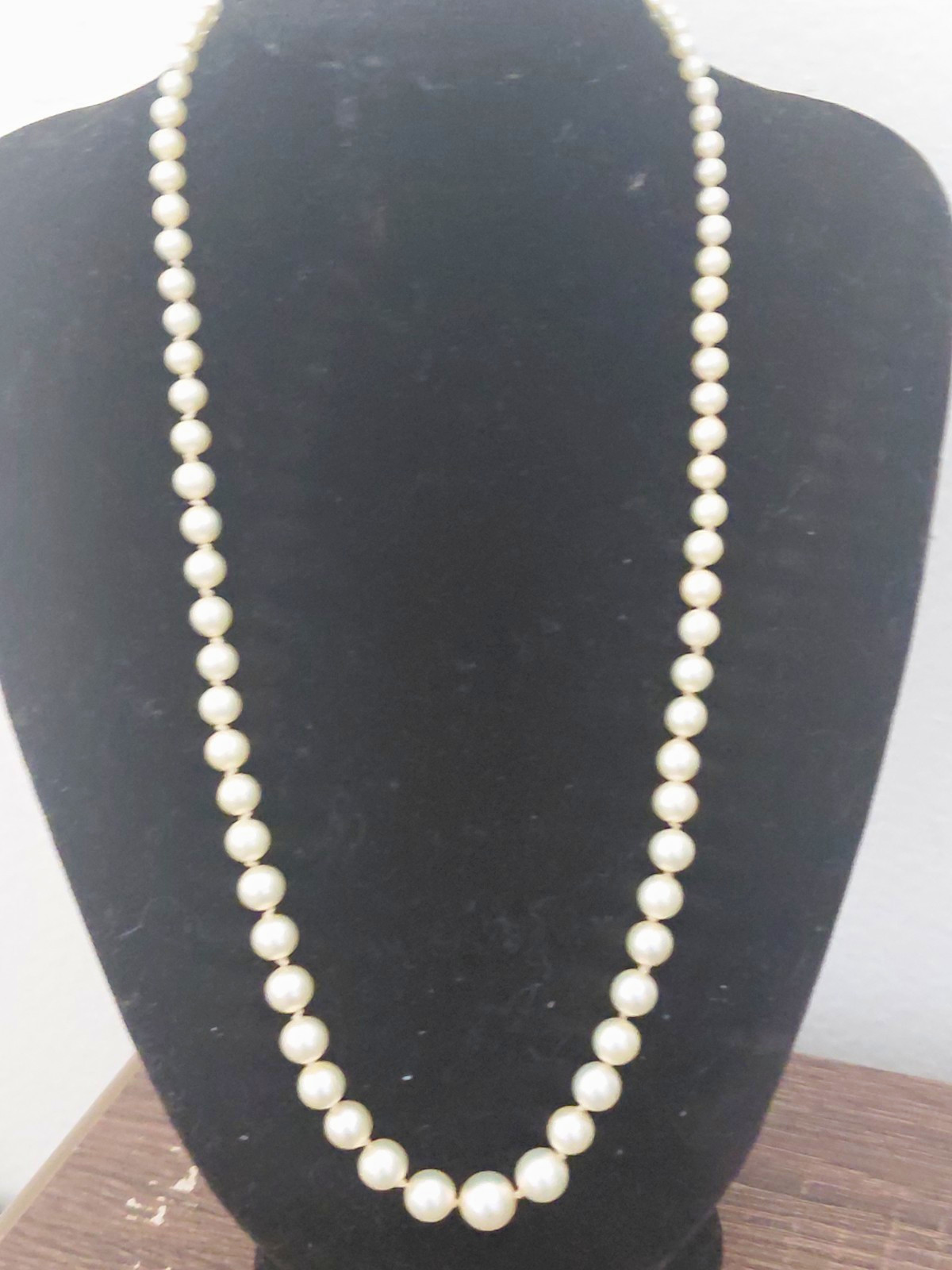 1920s Art Deco Necklace With Antique Akoya Saltwater Pearls+ 14WG Filigree Clasp 1920s Art Deco Necklace With Antique Akoya Saltwater Pearls+ 14WG Filigree Clasp