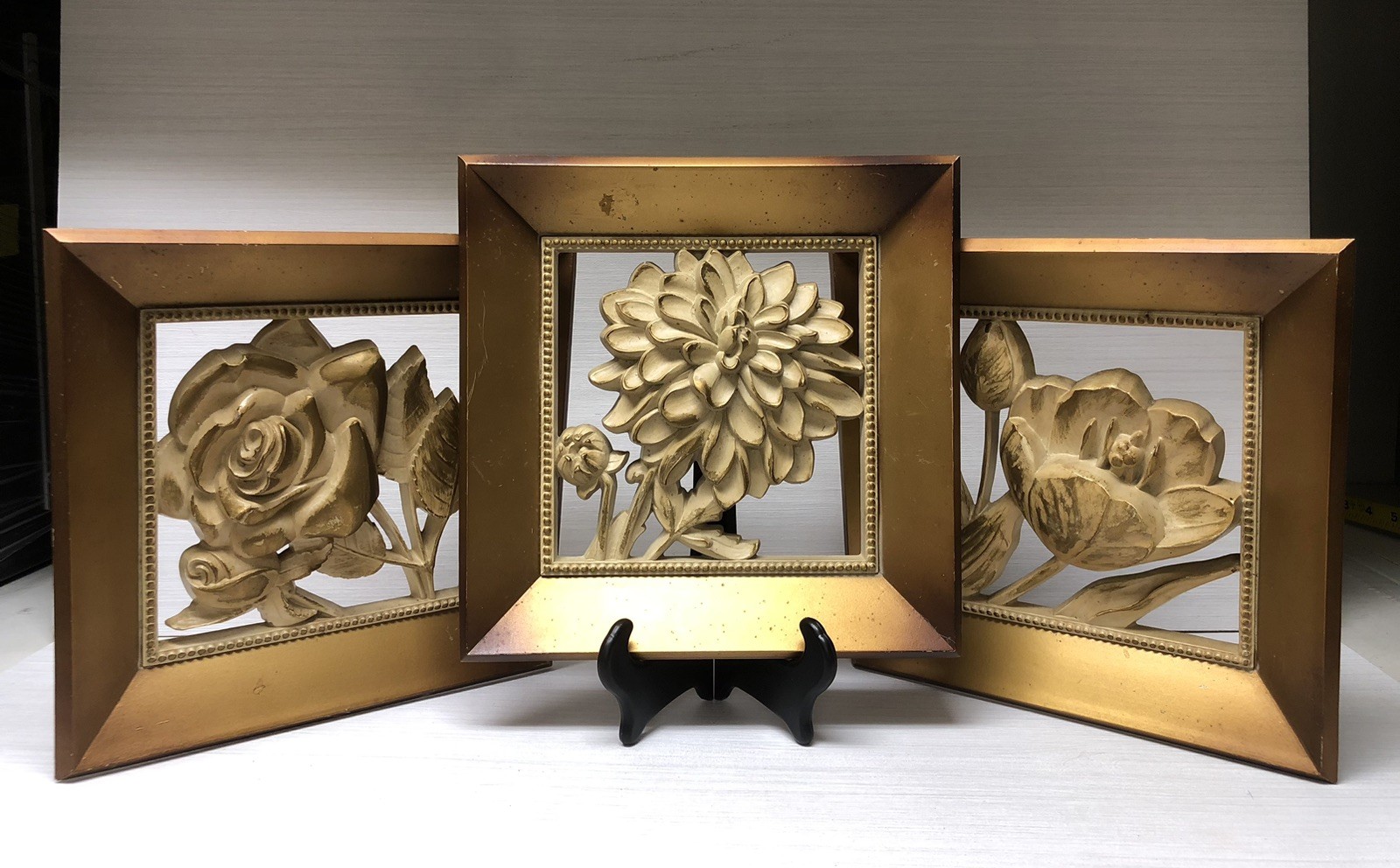 3 Vintage Mid-Century Syroco Wall Flower Floral Hanging Wall Plaques Gold Tone 3 Vintage Mid-Century Syroco Wall Flower Floral Hanging Wall Plaques Gold Tone