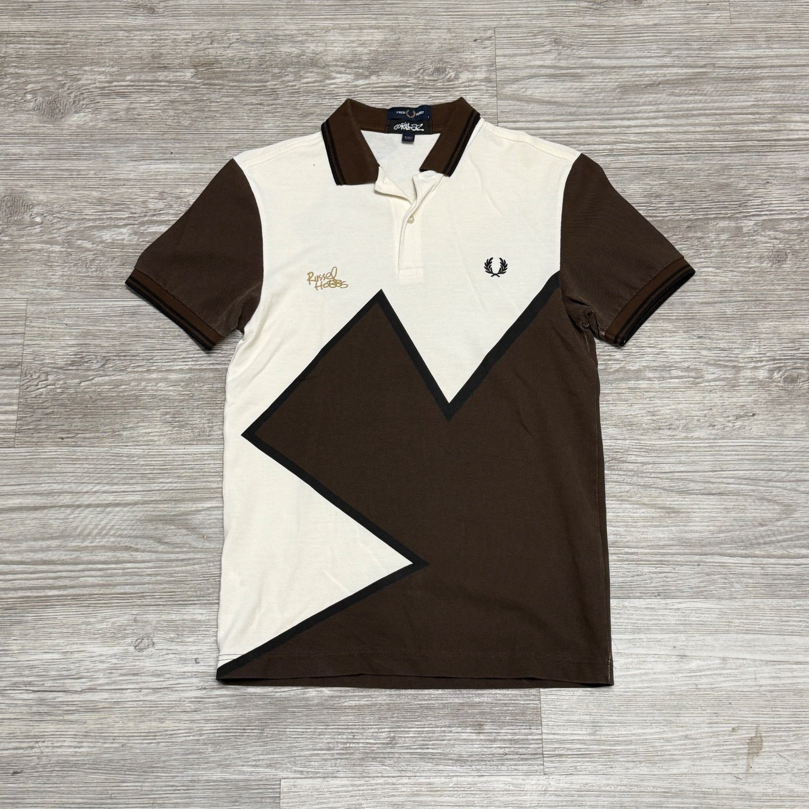 FRED PERRY X GORILLAZ Russel Hobbs Drummer Polo Shirt Men\'s Small Brown White