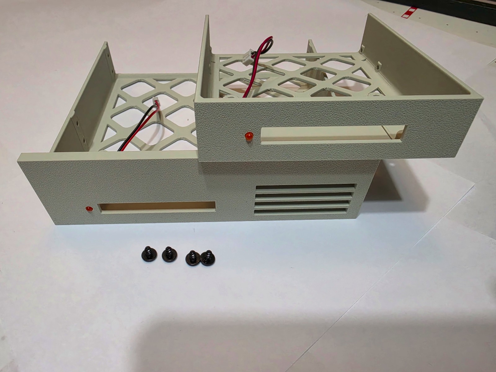 Beige 5.25 or 3.5 adapter for StarTech CF to IDE