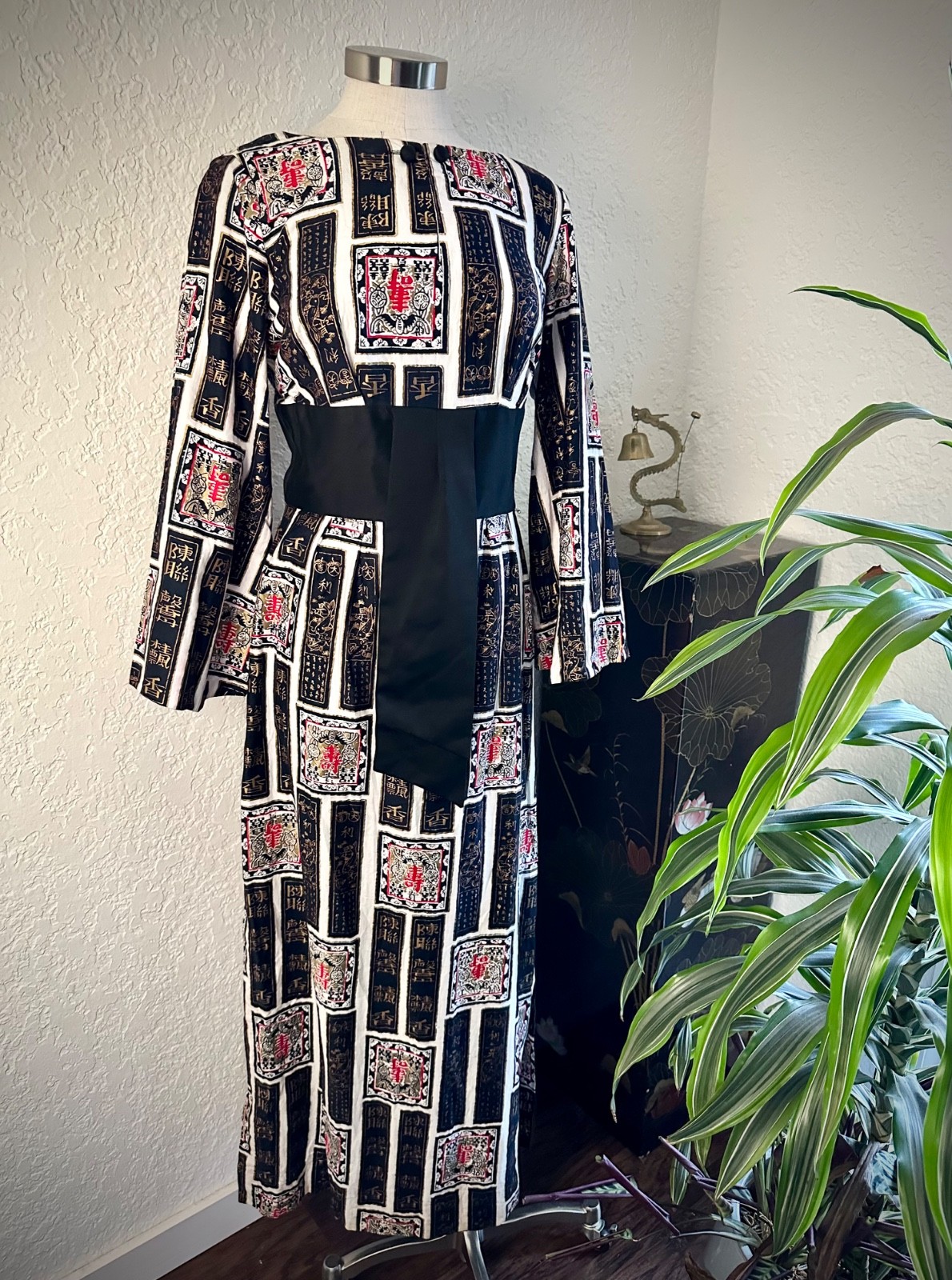Alfred Shaheen RARE 1960s “Longevity” Dress | Asian Hawaiian Block Print