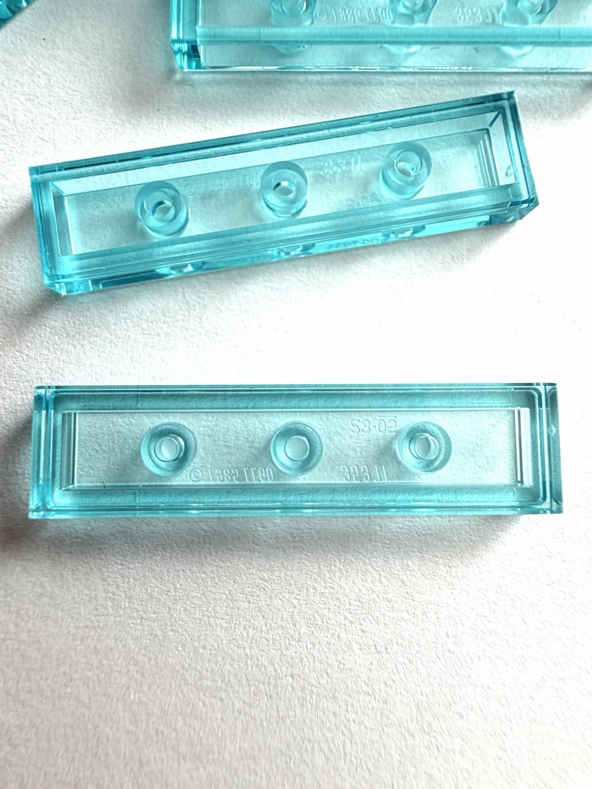 LOT 100 BRAND NEW LEGO PIECES BLUE CLEAR TRANSPARENT 1x4 FLAT TILE SMOOTH 1 4 LOT 100 BRAND NEW LEGO PIECES BLUE CLEAR TRANSPARENT 1x4 FLAT TILE SMOOTH 1 4