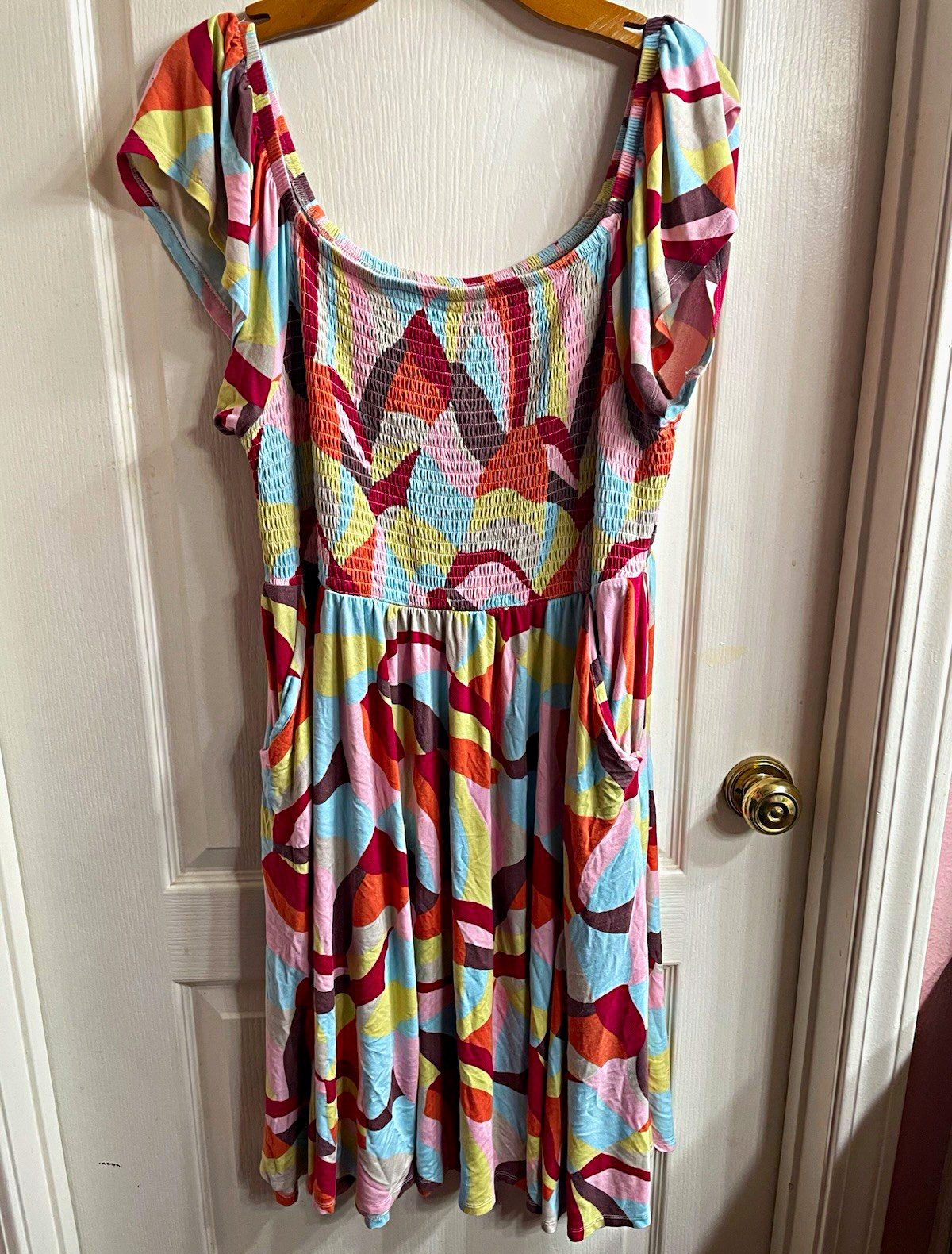 Torrid Women\'s 2XL Abstract Print Midi Dress with Pockets Colorful Energy