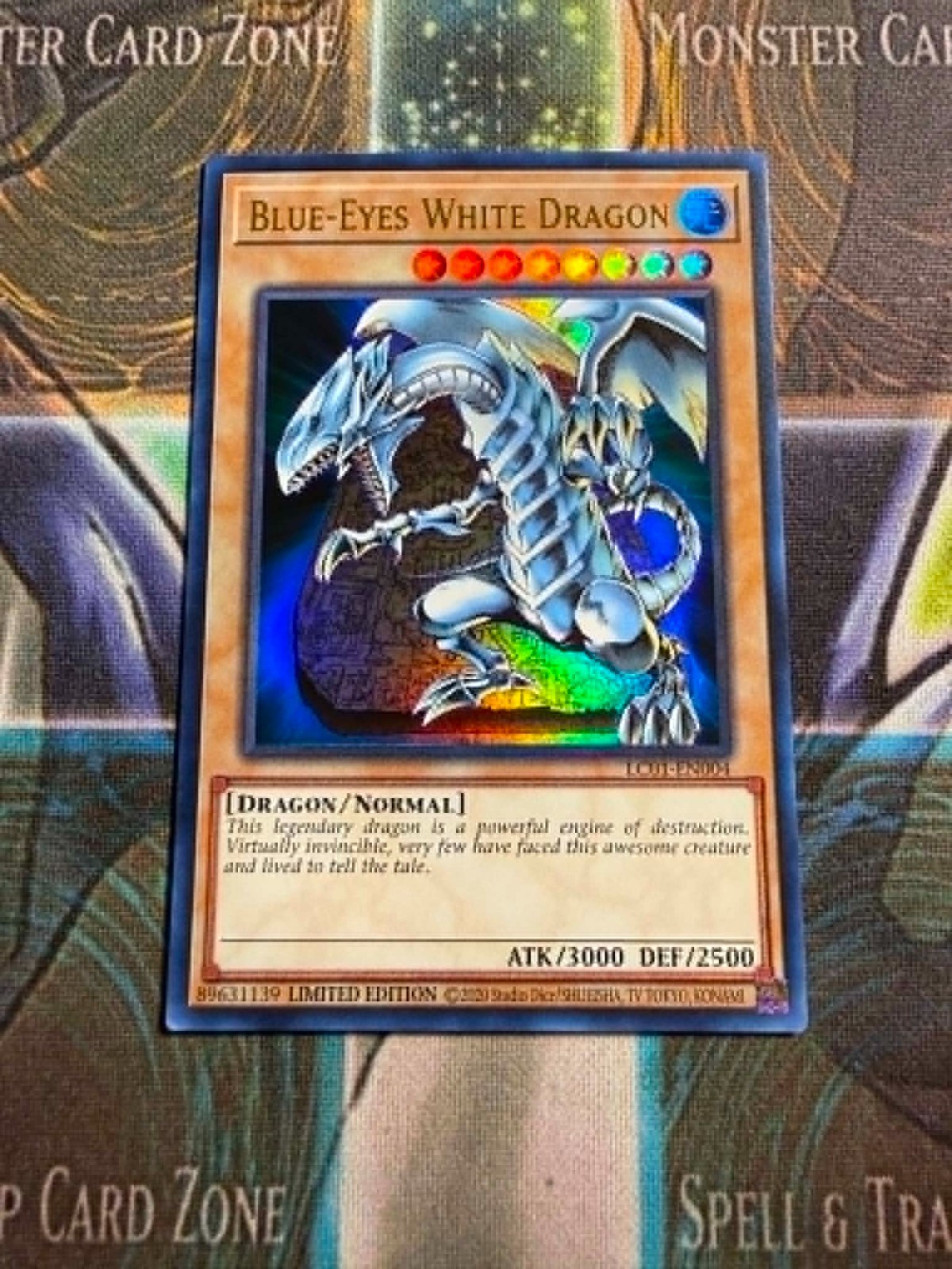 🔥BLUE-EYES WHITE DRAGON🔥 ULTRA RARE HOLOGRAPHIC (TABLET ART)  YUGIOH