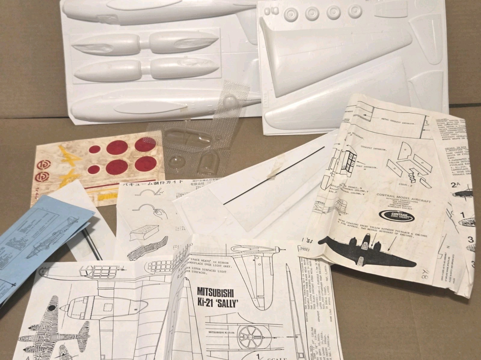 Vintage Contrail 1/48 Mitsubishi Ki-21 'Sally' Vacuform Model Kit - Read Descrip Vintage Contrail 1/48 Mitsubishi Ki-21 'Sally' Vacuform Model Kit - Read Descrip