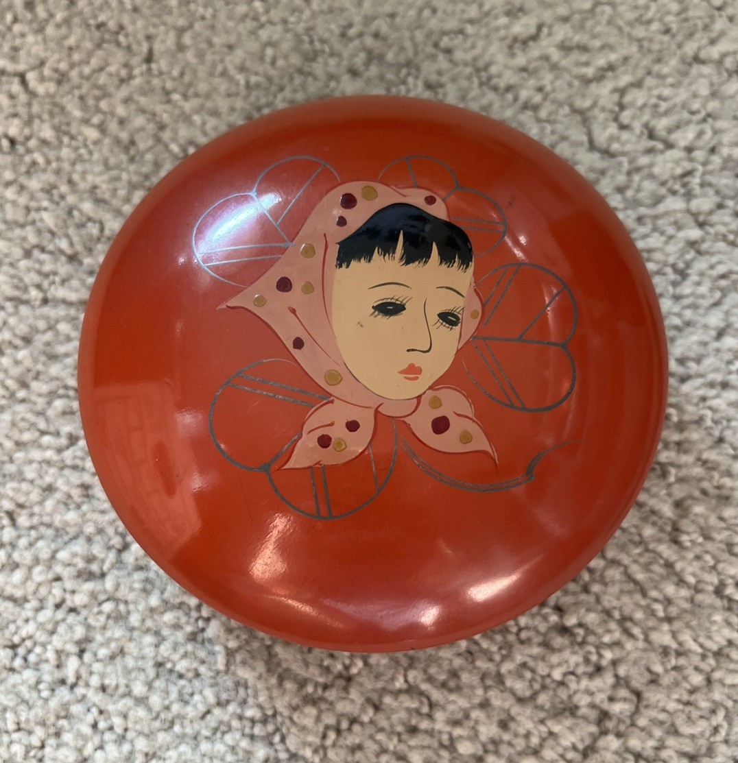 Vintage Japanese Lacquerware Trinket Box. Hand-painted Showa Girl with Kerchief. Vintage Japanese Lacquerware Trinket Box. Hand-painted Showa Girl with Kerchief.