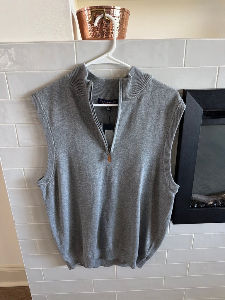 Roundtree & Yorke Gray Sweater Vest