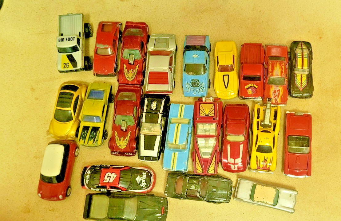 Lot - Mattel Matchbox Cars Vintage Various Years and Conditions