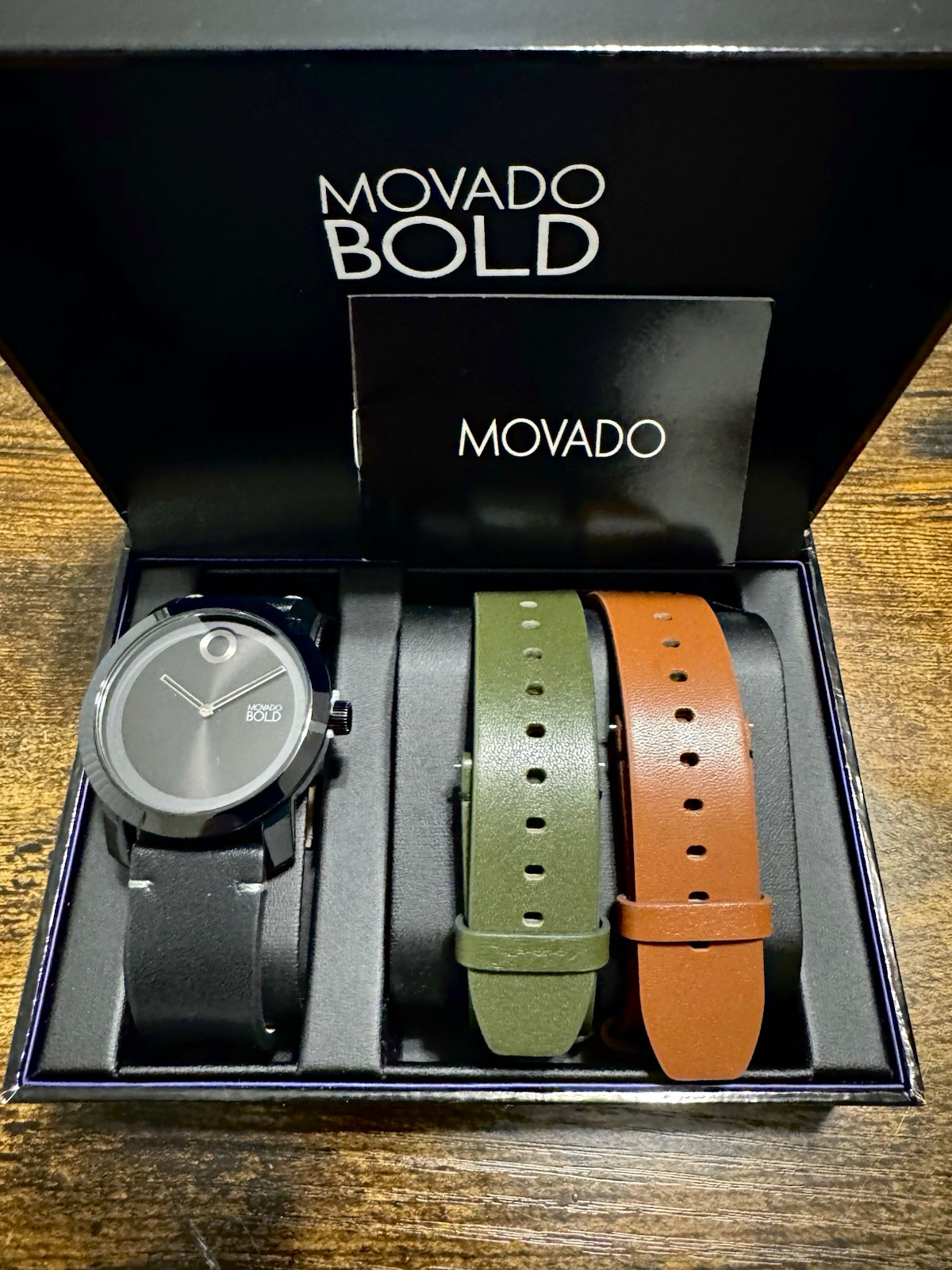 Movado Bold Men's Quartz Watch Black Dial w/ Black Green Brown Leather Straps Movado Bold Men's Quartz Watch Black Dial w/ Black Green Brown Leather Straps