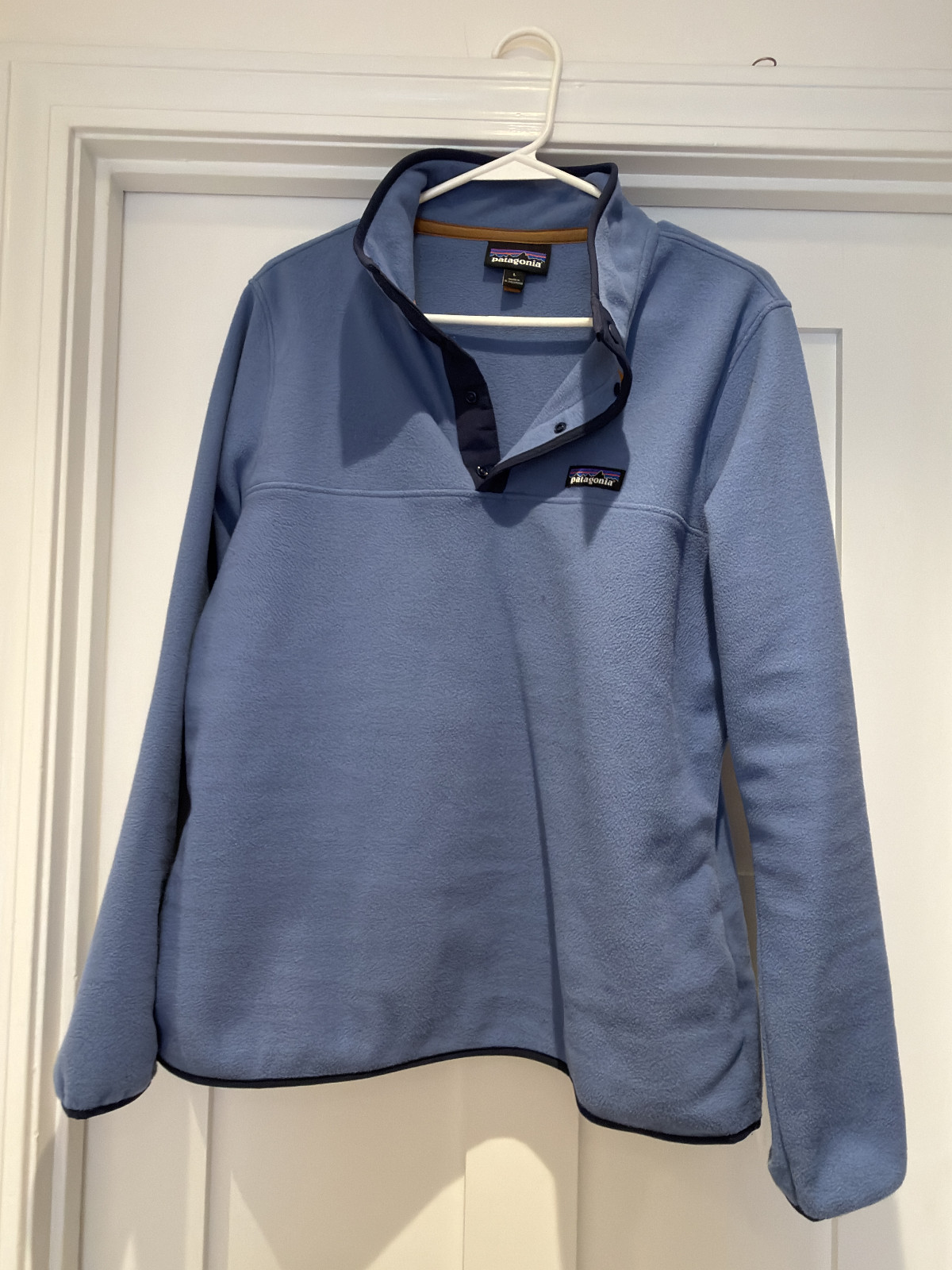 Patagonia Women\'s Micro D® Snap-T® Pullover Periwinkle. SIze L Patagonia Women\'s Micro D® Snap-T® Pullover Periwinkle. SIze L