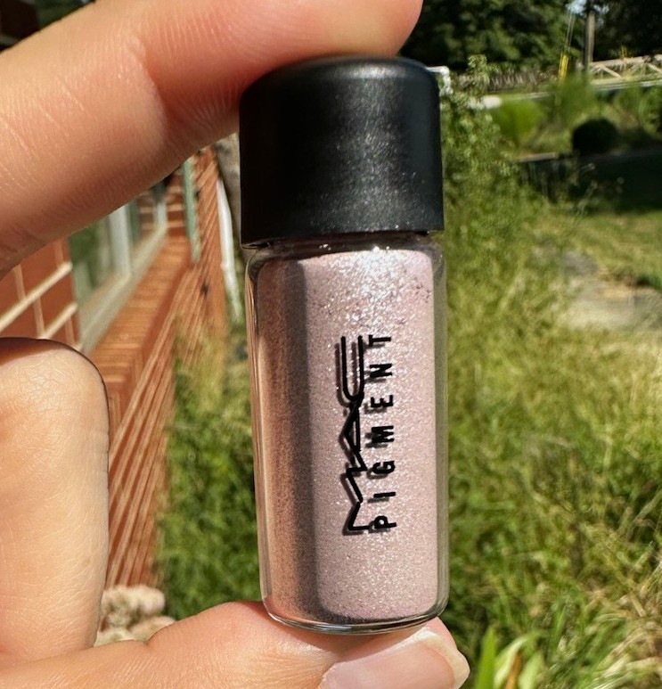 M·A·C Pigment Loose Powder Shade Kitschmas Pink Silver Shimmer discontinued rare