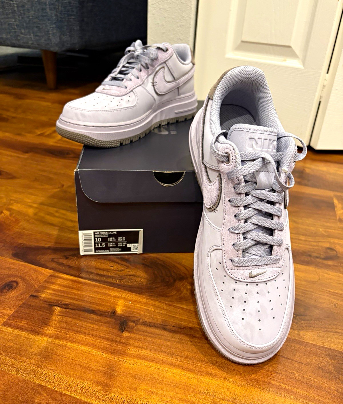 Nike Air Force 1 LUXE, provenance purple, US SIZE 10