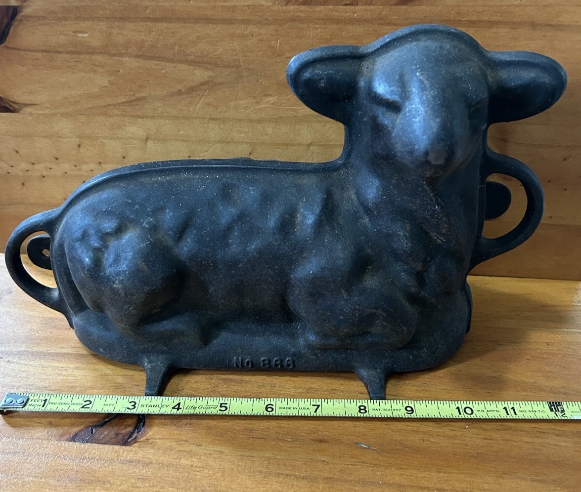 Vintage Antique Griswold 2 Pc Cast Iron Lamb Cake Mold # 866 Vintage Antique Griswold 2 Pc Cast Iron Lamb Cake Mold # 866