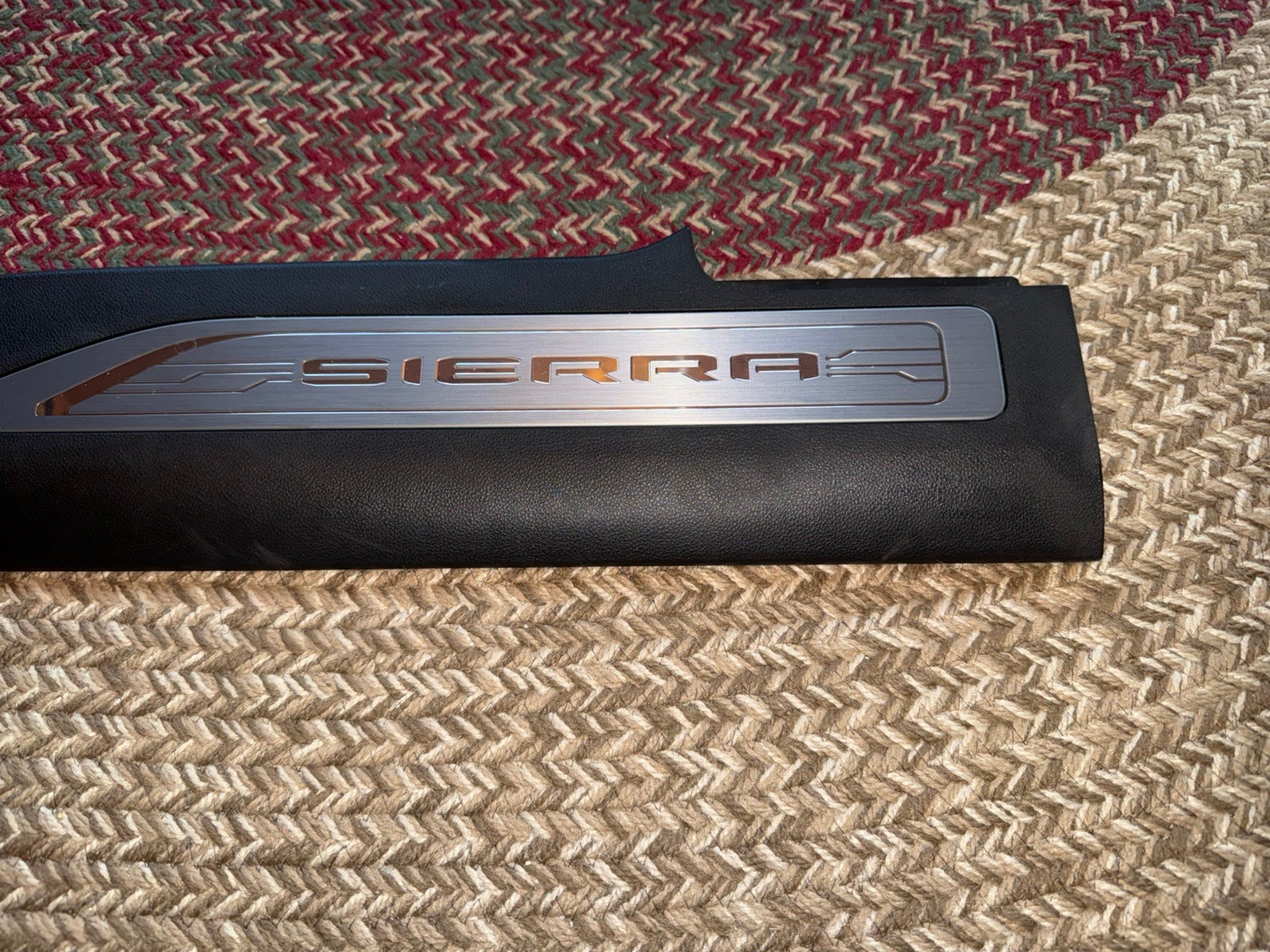 2019-2027 GMC Sierra Next Gen Front Door Sill Plates 84529477 Jet Black OEM