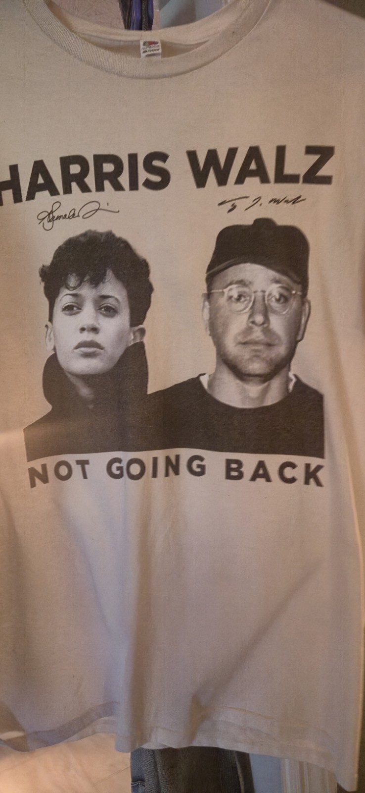 KAMALA HARRIS / TIM WALZ 2024 COMMUNIST RADICAL ANTI T SHIRT Tan SIZE MEDIUM KAMALA HARRIS / TIM WALZ 2024 COMMUNIST RADICAL ANTI T SHIRT Tan SIZE MEDIUM