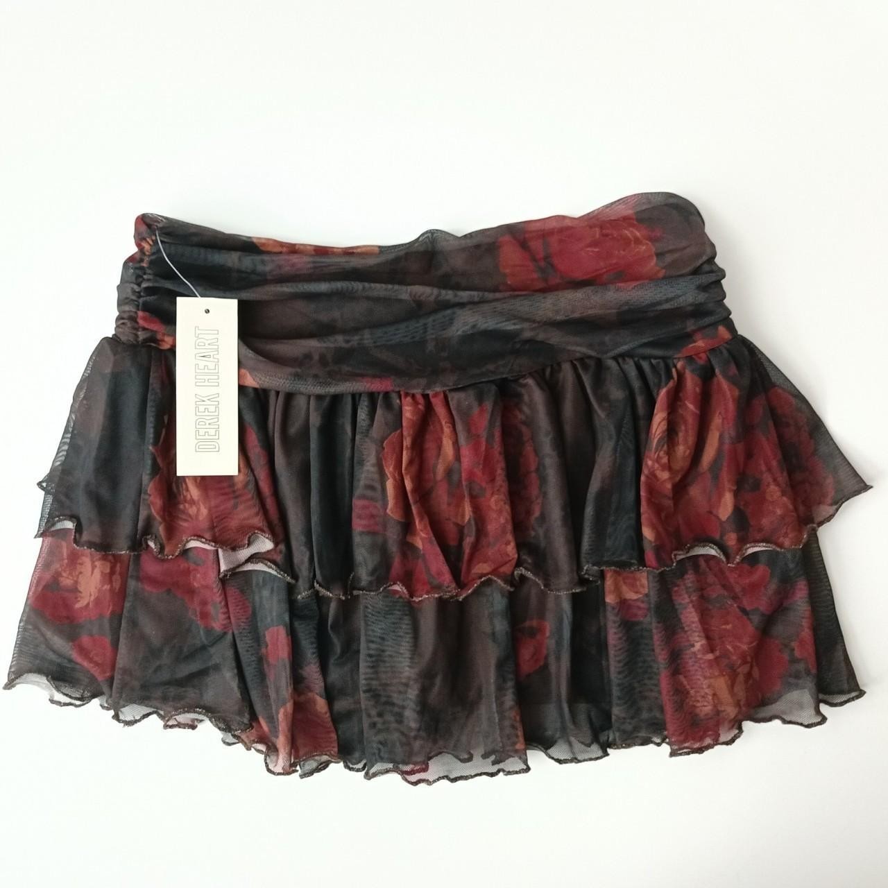 Derek Heart NWT Fall Brown Red Roses Mini Skirt Skorts Medium Whimsigoth Derek Heart NWT Fall Brown Red Roses Mini Skirt Skorts Medium Whimsigoth