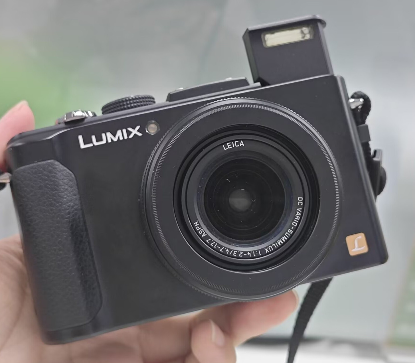 Panasonic LUMIX DMC LX7 BLACK 10.1MP 3.8x Optical Zoom Digital Camera English Panasonic LUMIX DMC LX7 BLACK 10.1MP 3.8x Optical Zoom Digital Camera English