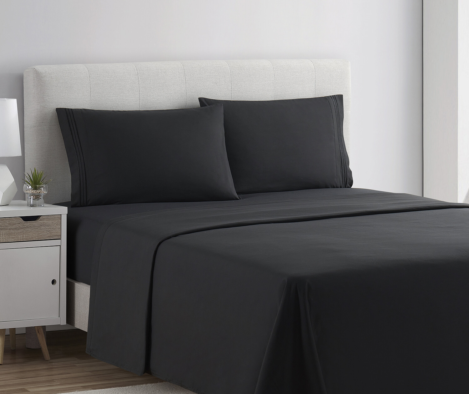 1800 Series 4 Piece Bed Sheet Set Hotel Luxury Ultra Soft Deep Pocket Sheets Set 1800 Series 4 Piece Bed Sheet Set Hotel Luxury Ultra Soft Deep Pocket Sheets Set