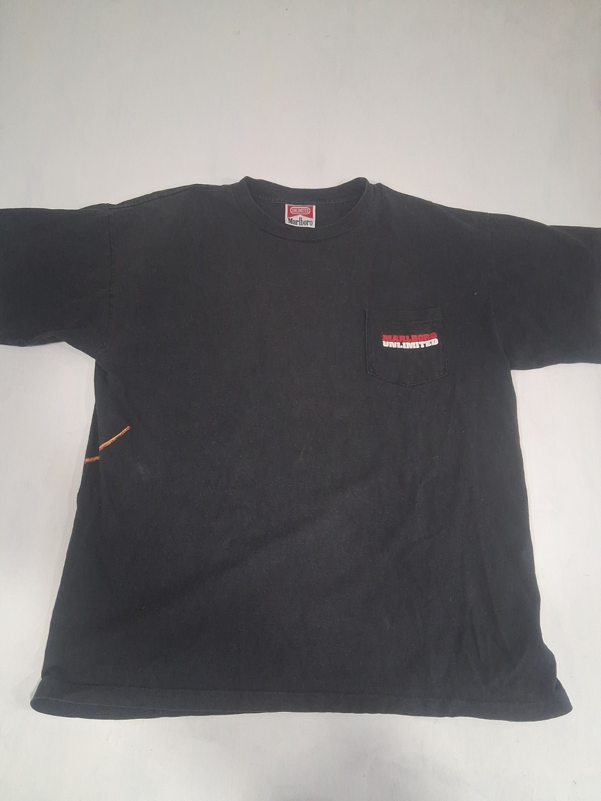 Vintage Marlboro Unlimited Lizard Pocket T-Shirt Faded Black 90s Promo XL Vintage Marlboro Unlimited Lizard Pocket T-Shirt Faded Black 90s Promo XL
