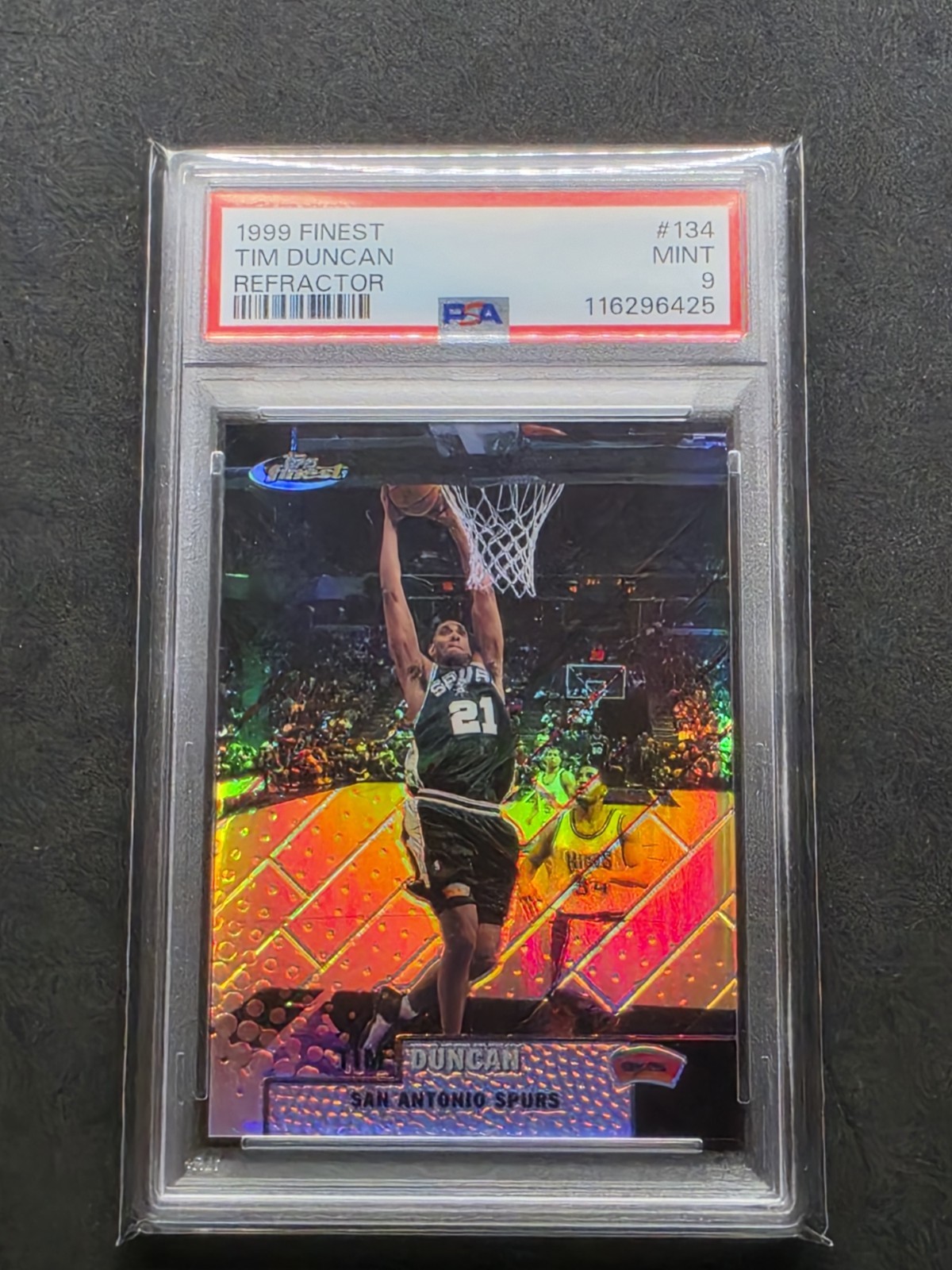 1999-00 Topps Finest - Tim Duncan #134 Refractor PSA 9 1999-00 Topps Finest - Tim Duncan #134 Refractor PSA 9