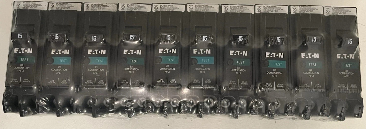 10 Pcs Of Eaton BRP115AF 120/240V 15A Single Phase Arc Fault / Plug In / Used 10 Pcs Of Eaton BRP115AF 120/240V 15A Single Phase Arc Fault / Plug In / Used