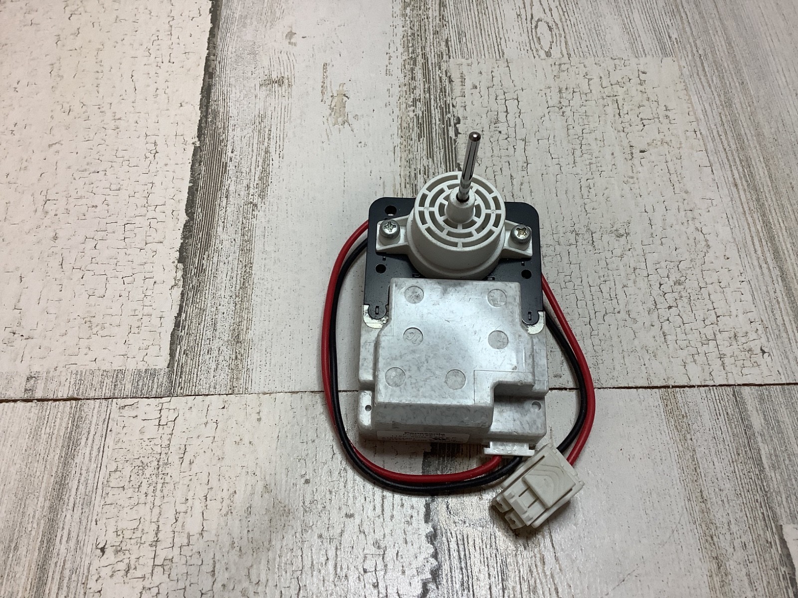 Genuine Panasonic Frigidaire 115V Evaporator Fan Motor FDQJ18EL1F A18234401