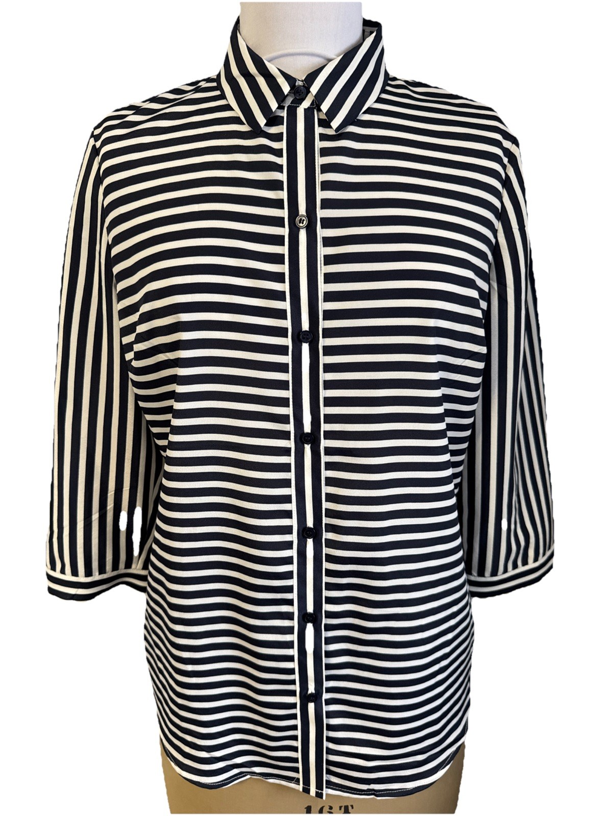 The Limited Women\'s L Button Up Shirt Blue White Striped 3/4 Sleeve Blouse The Limited Women\'s L Button Up Shirt Blue White Striped 3/4 Sleeve Blouse