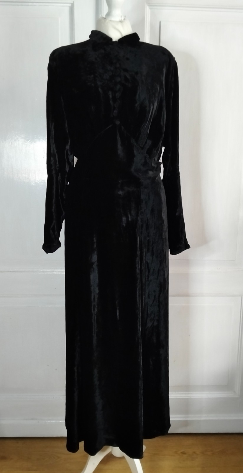 true vintage 1930s 30s silk velvet dress handmade unique gown