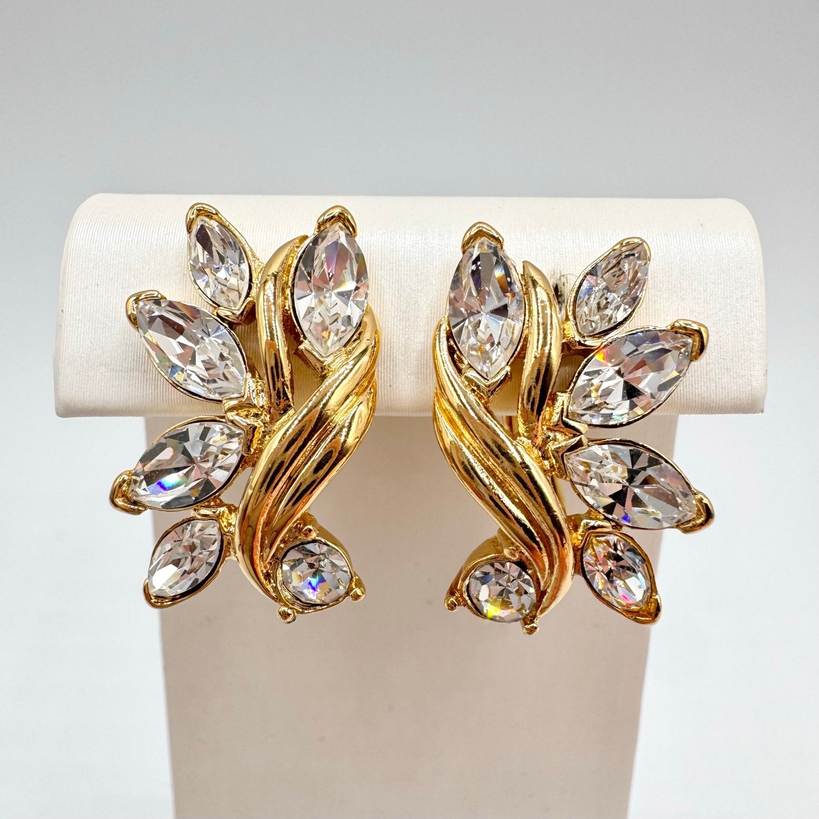Vintage Trifari Marquise Rhinestone Spray Clip On Earrings Signed Sparkly Glam