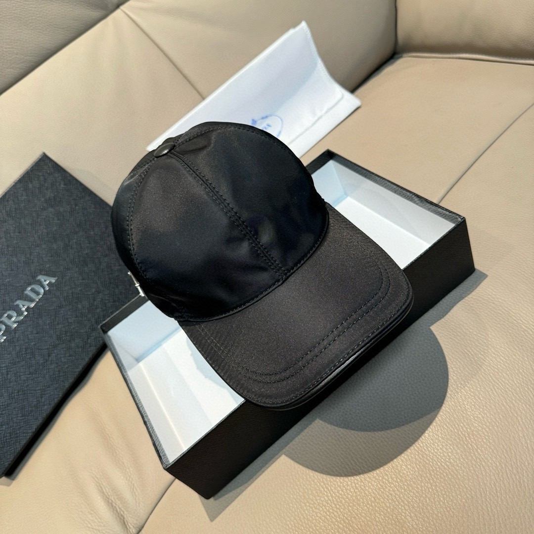 𝓟𝓡𝓐𝓓𝓐 Classic Triangle Logo Baseball Cap Oxford Fabric Black - NEW