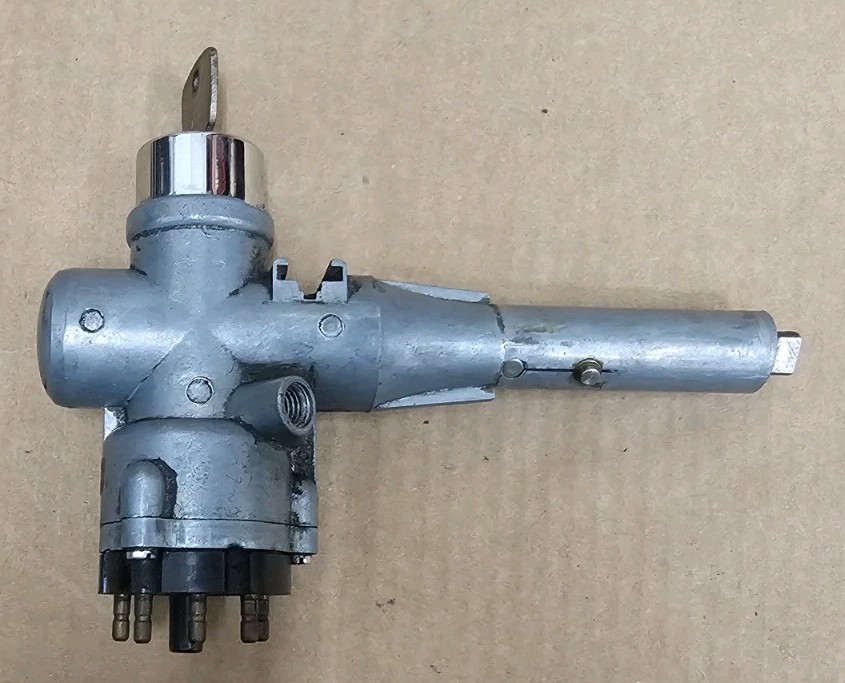 1968 1976 Mercedes W114 W115 Ignition Switch / Key / Diesel / 200 220d 240d 300d