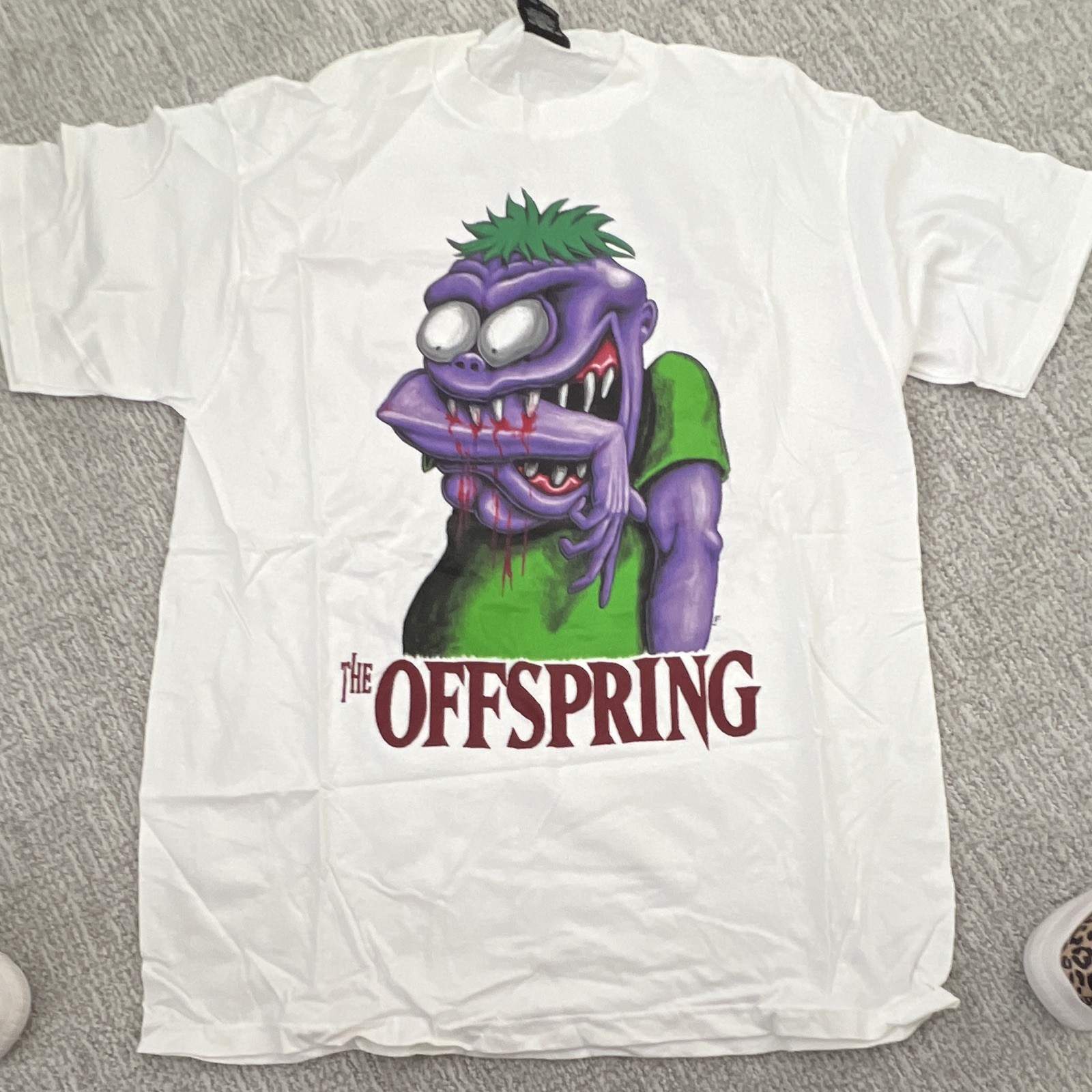 The Offspring Giant Vintage T by Tultex XL White Tour T-Shirt w dates New The Offspring Giant Vintage T by Tultex XL White Tour T-Shirt w dates New