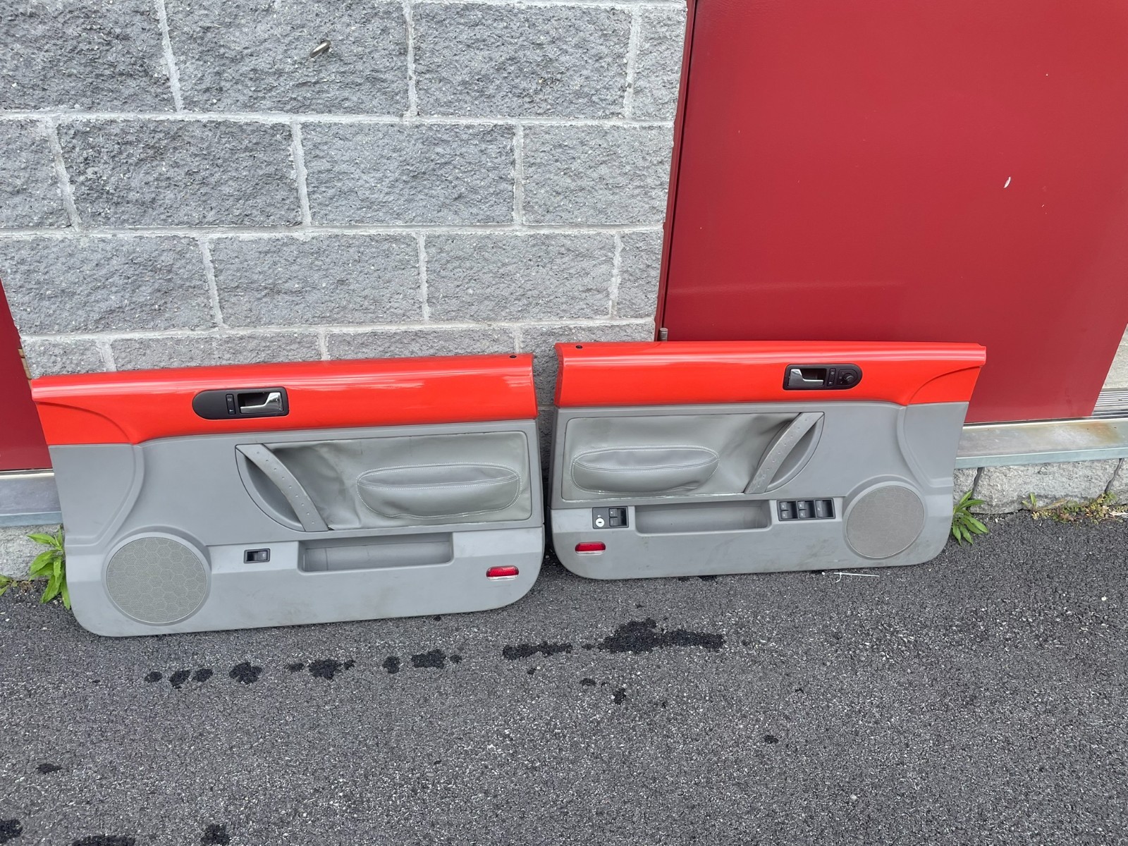 ⭐1998-2010 VW Volkswagen \'New Beetle\' Door Panels Orange/Gray ⭐1998-2010 VW Volkswagen \'New Beetle\' Door Panels Orange/Gray