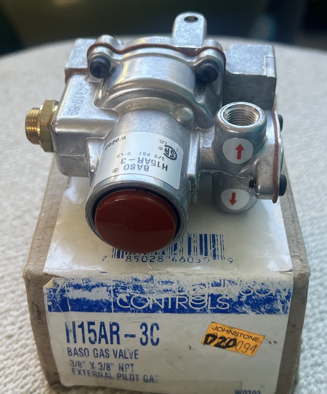 BASO H15AR-3 Pilot Safety Gas Valve 3/8” NPT 180 CFH Natural/LP NOS (3) BASO H15AR-3 Pilot Safety Gas Valve 3/8” NPT 180 CFH Natural/LP NOS (3)