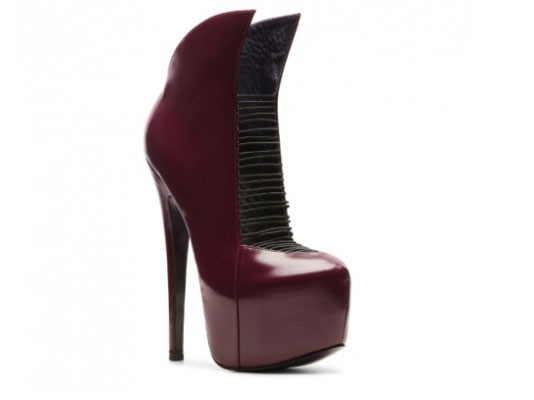 ZIGI NY LONDON TRASH CRIME PATENT LEATHER STRAPPY WEDGE BOOTIE 6.5 US/ 37 EU