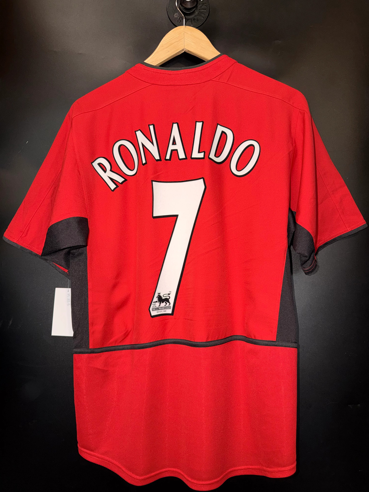 MANCHESTER UNITED RONALDO 2003-2004 ORIGINAL JERSEY Size S