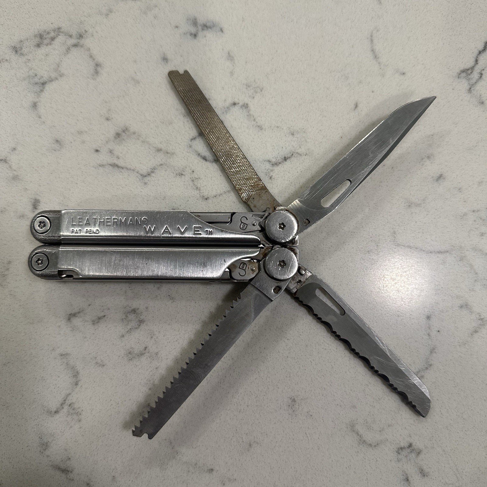 Leatherman Wave Multi-Tool Good Used Condition No Sheath Leatherman Wave Multi-Tool Good Used Condition No Sheath