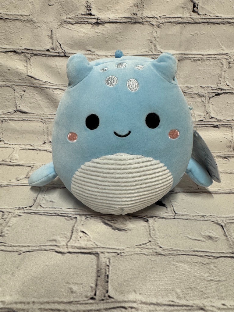 New w/ Tags Squishmallows 7\