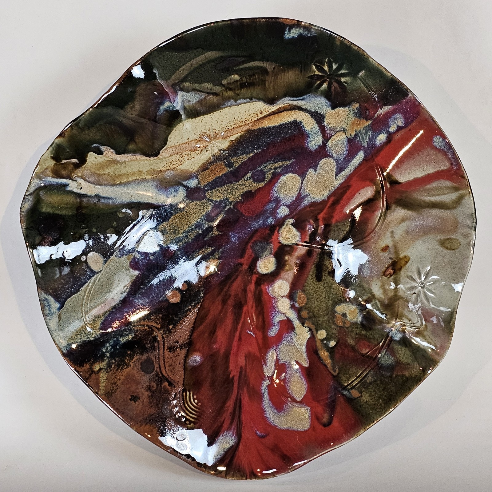 Signed Studio Pottery Abstract Starburst Reactive Glaze Organic Footed Bowl 15\