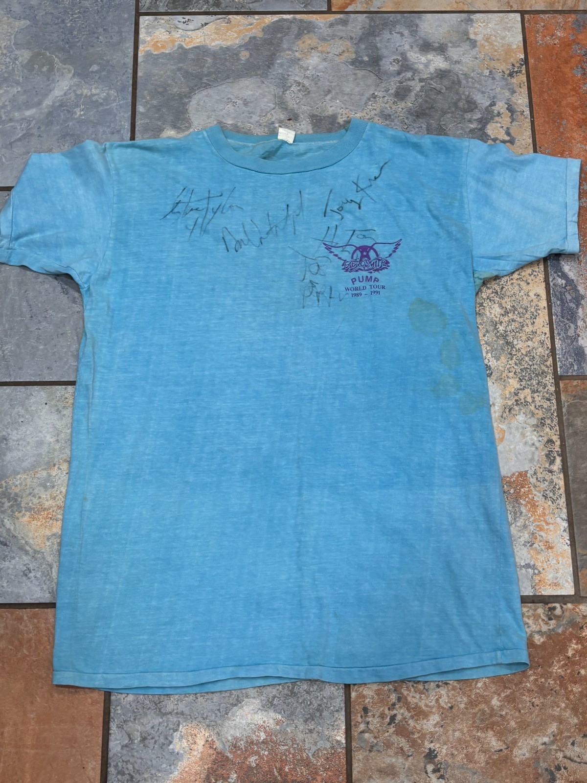 VINTAGE 1989-1991 AEROSMITH PUMP TOUR SIGNED CREW TEE