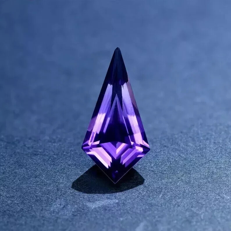 Natural Unique 9.5 Ct+  Kite Cut Amethyst Purple Crystal Loose Gemstone